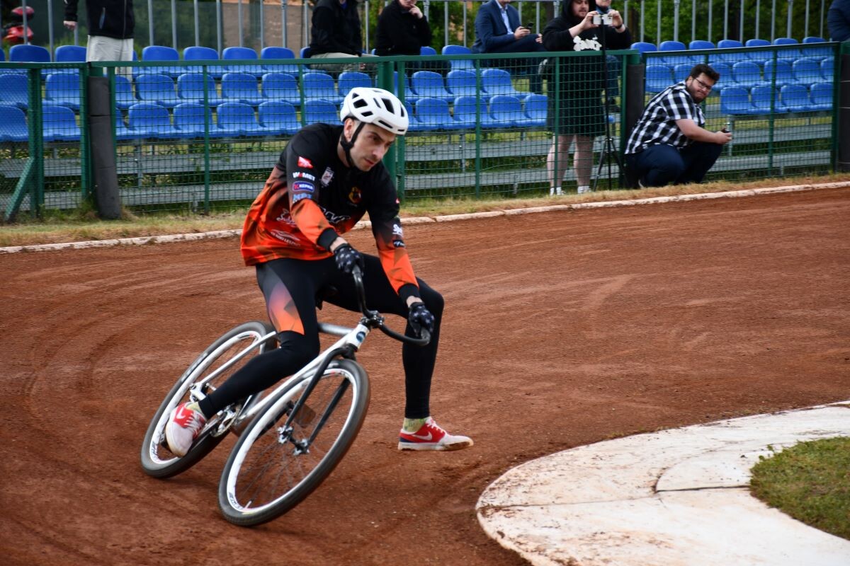 Gentlemen Śląsk Świętochłowice w świetnym stylu wygrywa spotkanie z Szawerem Leszno!