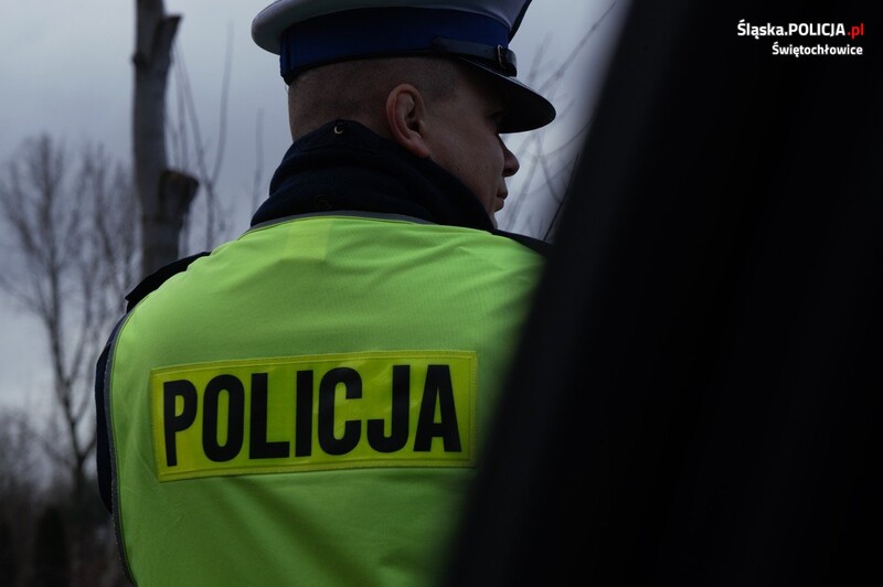 Świętochłowicka policja apeluje o ostrożność w jesiennych warunkach
