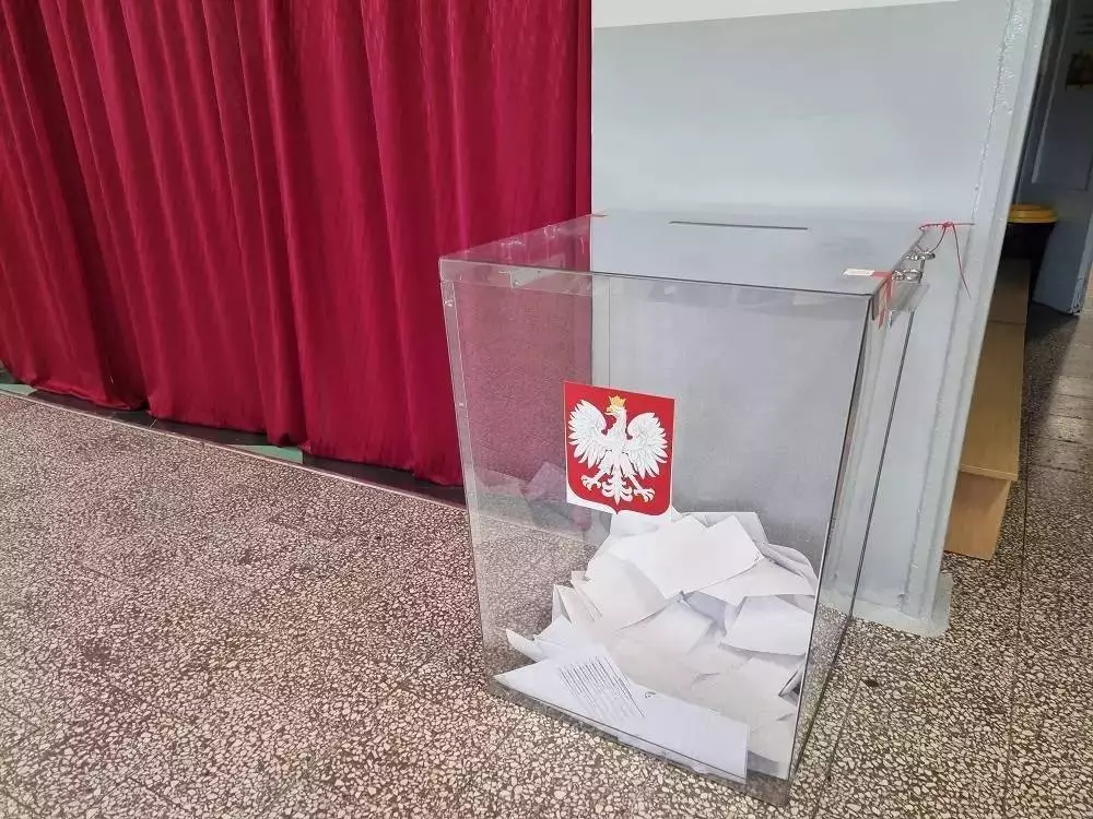 Wybory parlamentarne 2023 - mieszkańcy Świętochłowic ruszyli do urn!