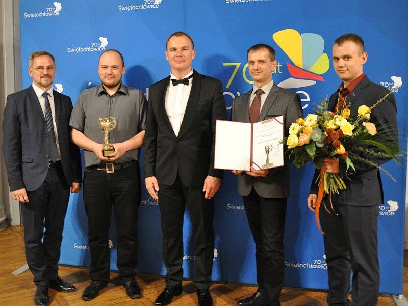 W piątek 20 kwietnia w Centrum Kultury Śląskiej uhonorowano laureatów tegorocznej nagrody &#8222;Zasłużony dla Miasta Świętochłowice&#8221;.