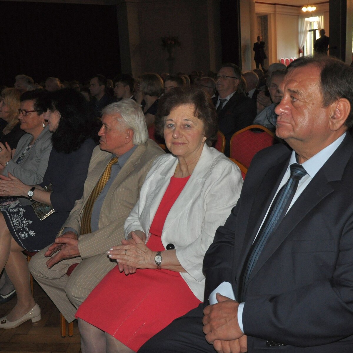 W piątek 20 kwietnia w Centrum Kultury Śląskiej uhonorowano laureatów tegorocznej nagrody &#8222;Zasłużony dla Miasta Świętochłowice&#8221;.