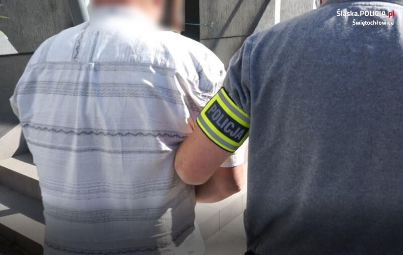 Złapał swoją żonę za szyję i groził, że ją zabije. Agresywny mąż zatrzymany przez policję
